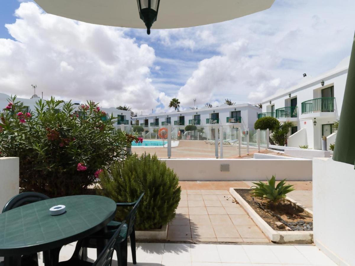 Sol Y Sal Con Vista A La Piscina (Adults Only) Corralejo Exterior photo